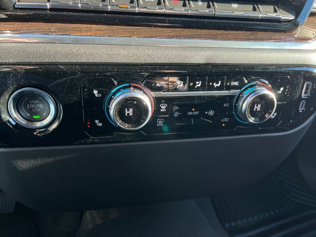 Vehicle image 15 of 20