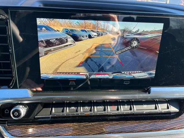 Vehicle image 14 of 20