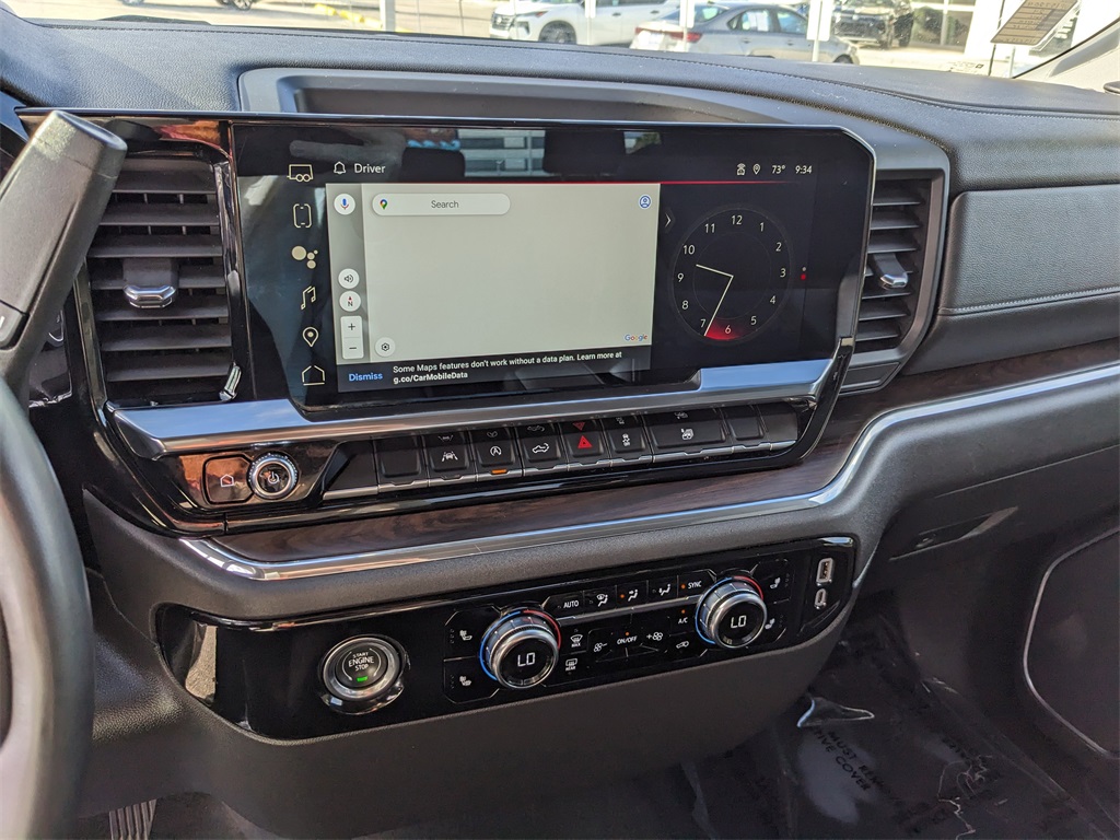 2024 GMC Sierra 1500 SLT Image 23 of 35