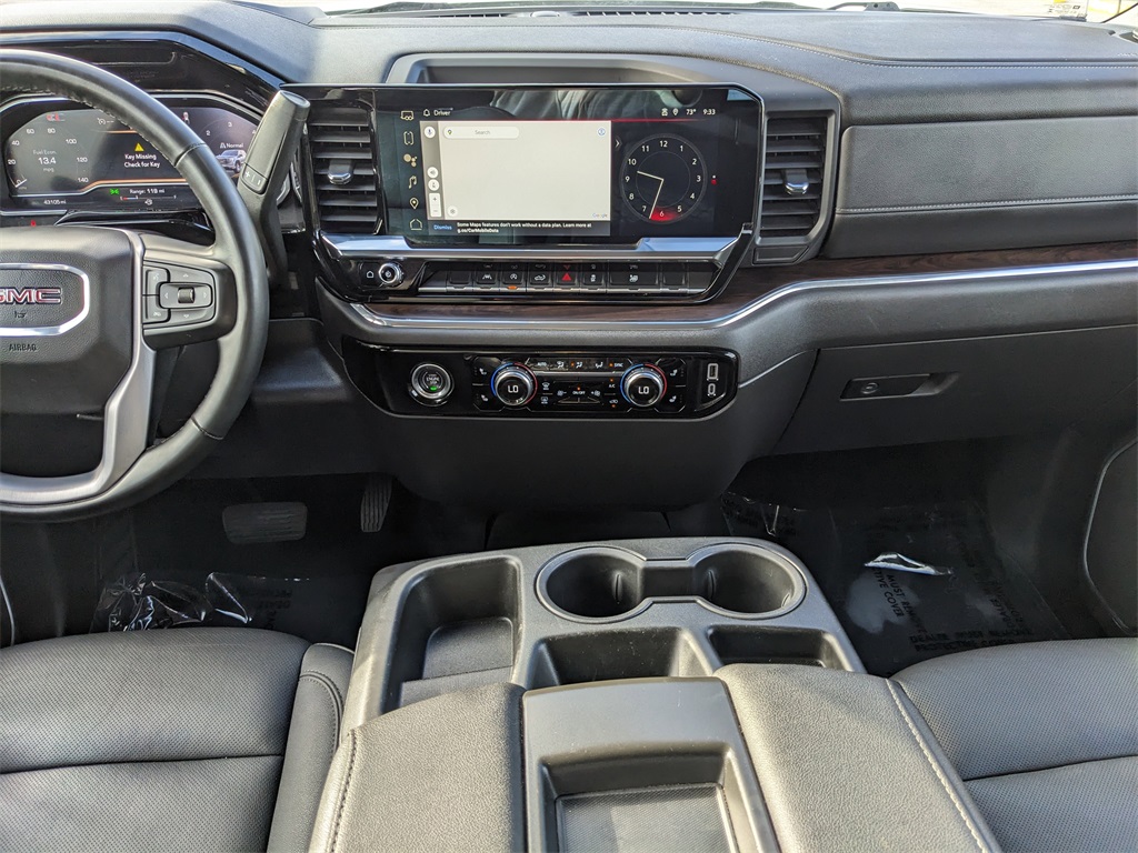 2024 GMC Sierra 1500 SLT Image 14 of 35