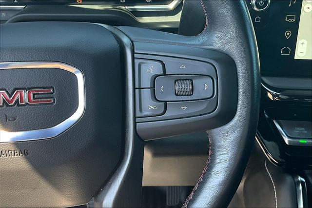 2024 GMC Sierra 2500HD AT4X Image 20 of 33