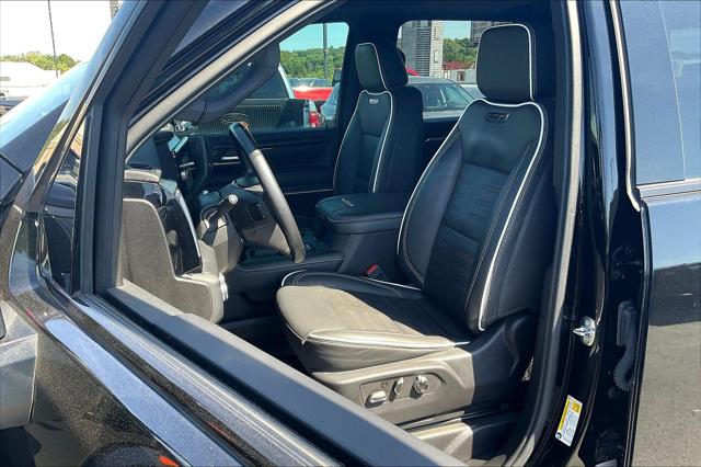 2024 GMC Sierra 2500HD AT4X Image 15 of 33