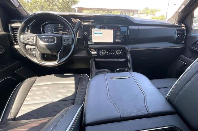 2024 GMC Sierra 2500HD AT4X Image 19 of 33