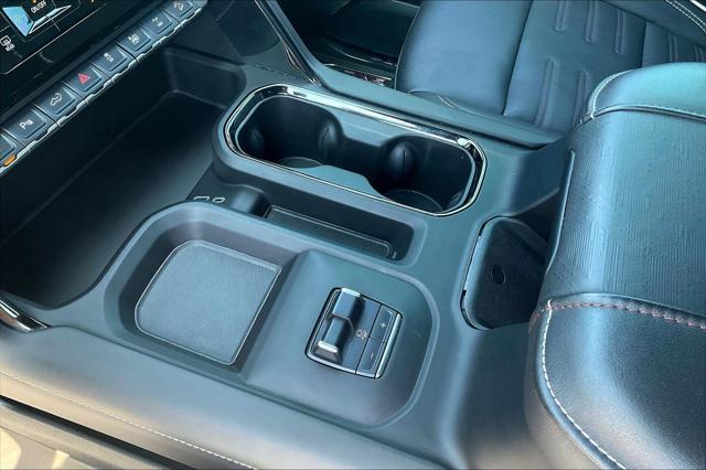2024 GMC Sierra 2500HD AT4X Image 23 of 33