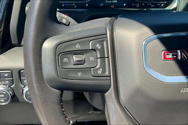 2024 GMC Sierra 2500HD AT4X Image 21 of 33