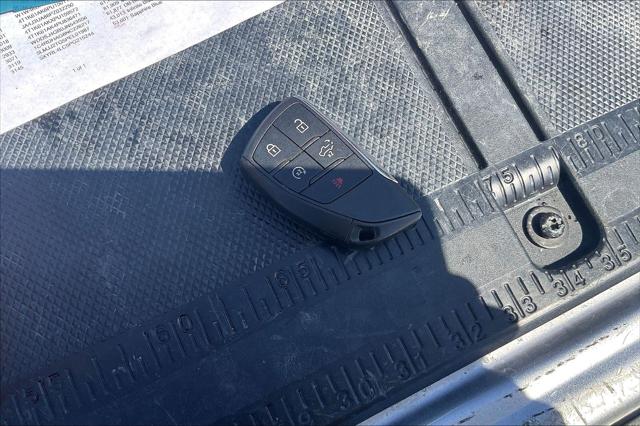 2024 GMC Sierra 2500HD AT4X Image 25 of 33