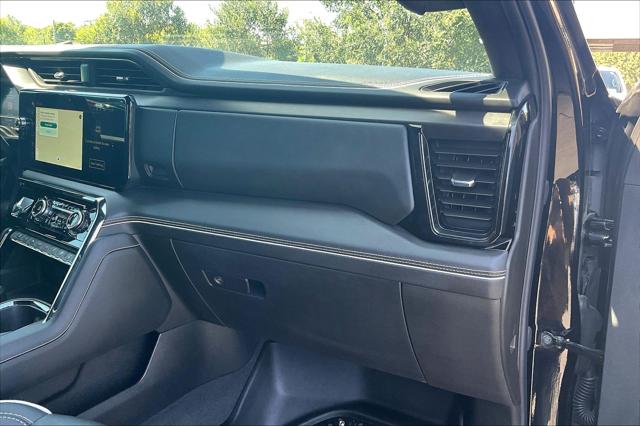 2024 GMC Sierra 2500HD AT4X Image 31 of 33