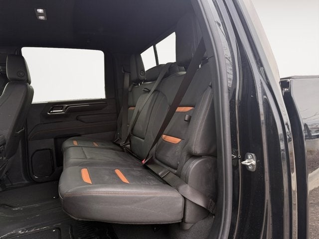 Vehicle image 18 of 31
