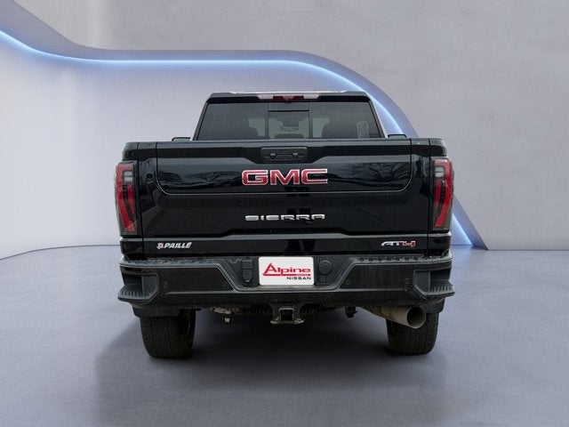 Vehicle image 8 of 31