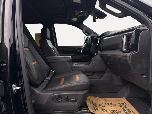 Vehicle image 20 of 31