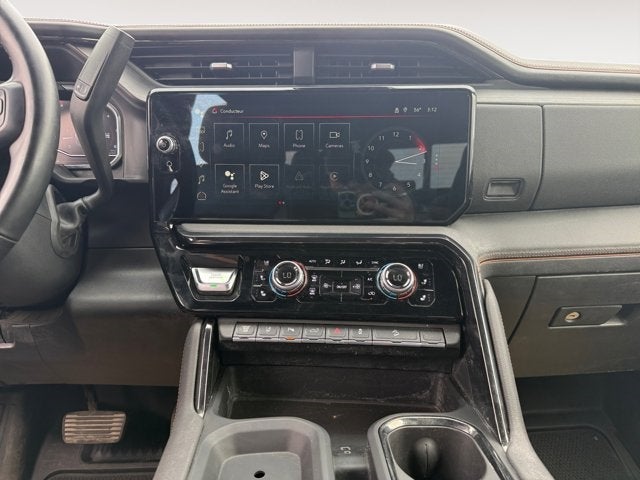Vehicle image 14 of 31
