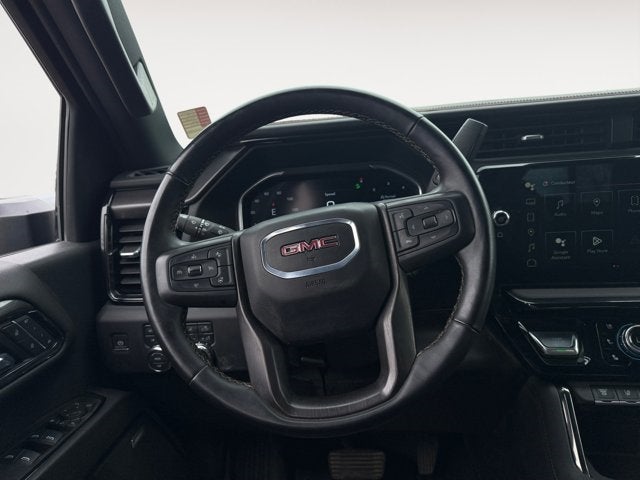Vehicle image 17 of 31