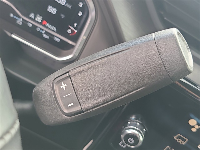 2024 GMC Sierra 2500HD AT4 Image 27 of 32