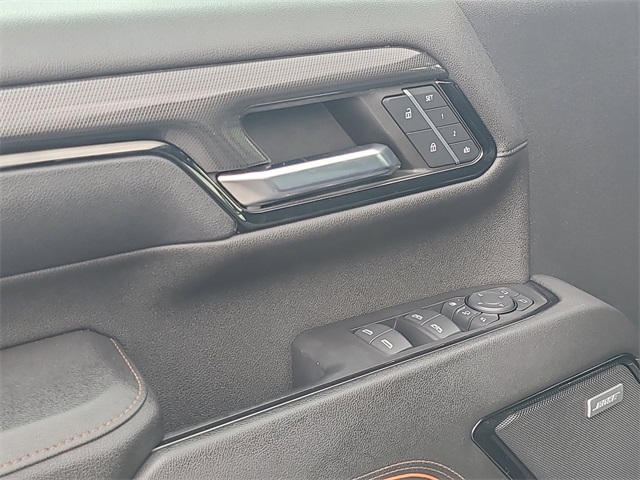 2024 GMC Sierra 2500HD AT4 Image 26 of 32
