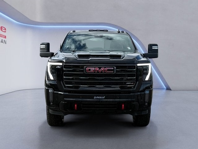 Vehicle image 4 of 41
