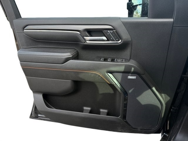 Vehicle image 23 of 41