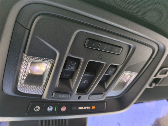 2024 GMC Sierra 2500HD AT4 Image 20 of 34