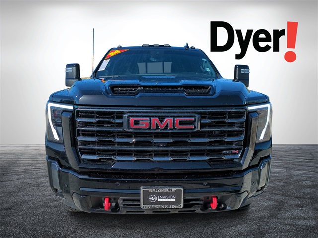 2024 GMC Sierra 2500HD AT4 Image 2 of 34