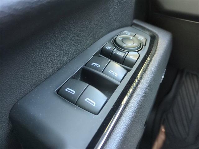 2024 GMC Sierra 2500HD AT4 Image 22 of 34