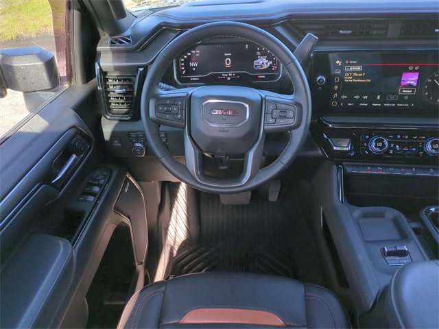 2024 GMC Sierra 2500HD AT4 Image 14 of 34