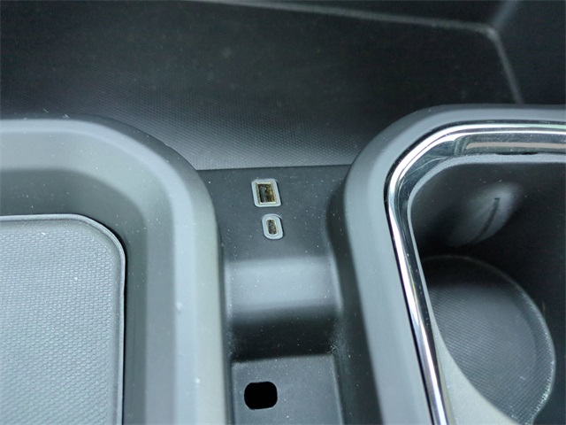 2024 GMC Sierra 2500HD AT4 Image 28 of 34