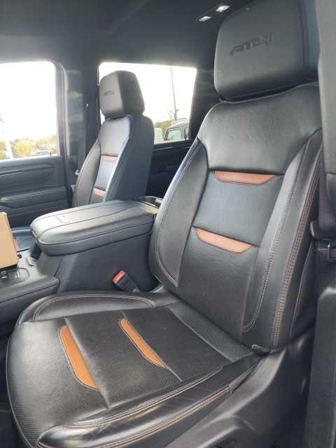 2024 GMC Sierra 2500HD AT4 Image 5 of 11