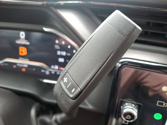 2024 GMC Sierra 2500HD AT4 Image 30 of 33