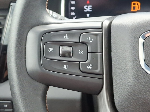 2024 GMC Sierra 2500HD AT4 Image 23 of 33