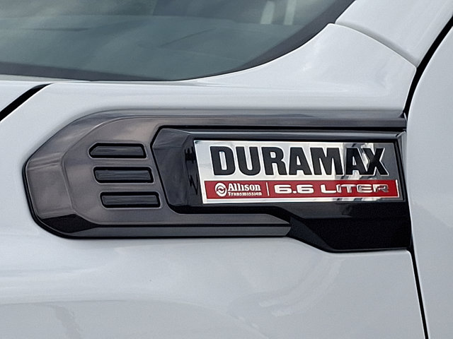 2024 GMC Sierra 2500HD AT4 Image 32 of 33