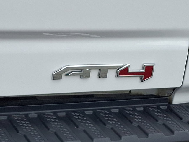 2024 GMC Sierra 2500HD AT4 Image 31 of 33