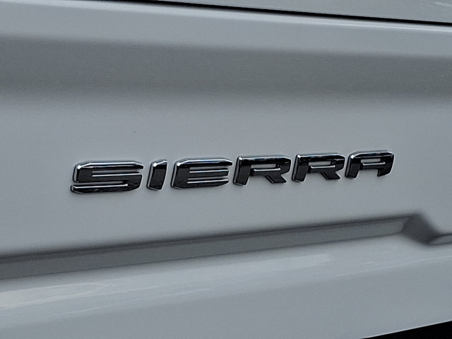 2024 GMC Sierra 2500HD AT4 Image 27 of 33