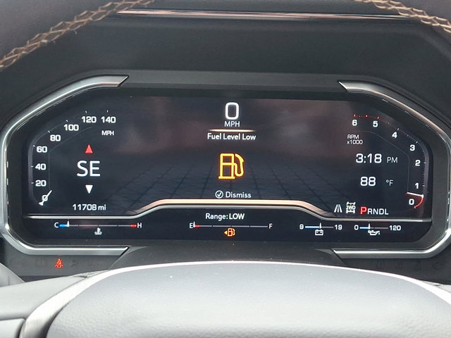 2024 GMC Sierra 2500HD AT4 Image 16 of 33