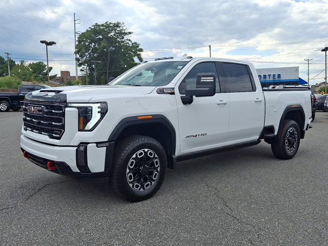 2024 GMC Sierra 2500HD AT4 Image 1 of 33