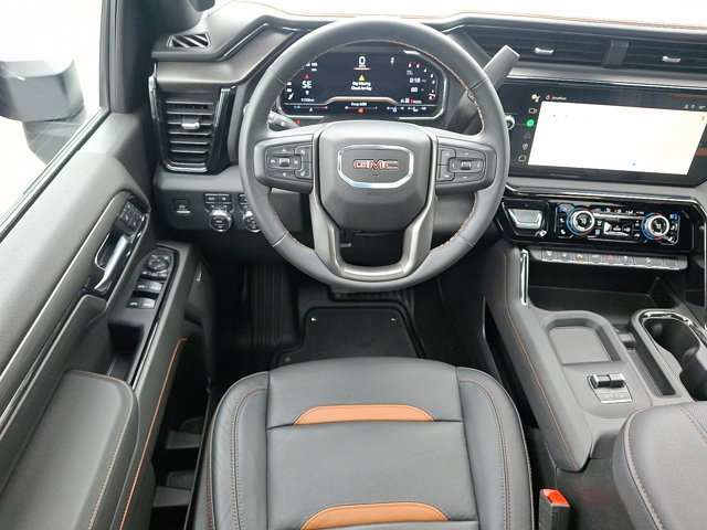 2024 GMC Sierra 2500HD AT4 Image 14 of 33