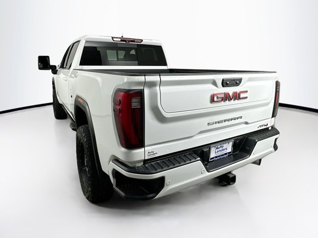 2024 GMC Sierra 2500HD AT4 Image 6 of 31