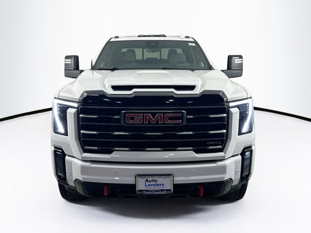 2024 GMC Sierra 2500HD AT4 Image 2 of 31