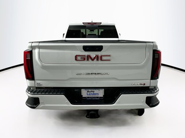 2024 GMC Sierra 2500HD AT4 Image 5 of 31