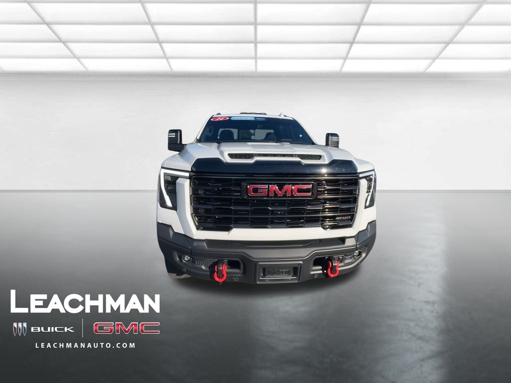 2024 GMC Sierra 2500HD AT4X Image 4 of 32