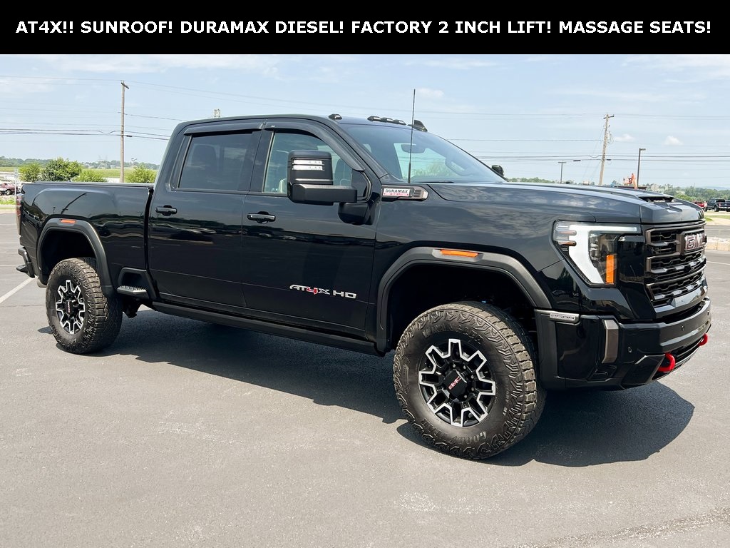 2024 GMC Sierra 2500HD AT4X Image 3 of 32