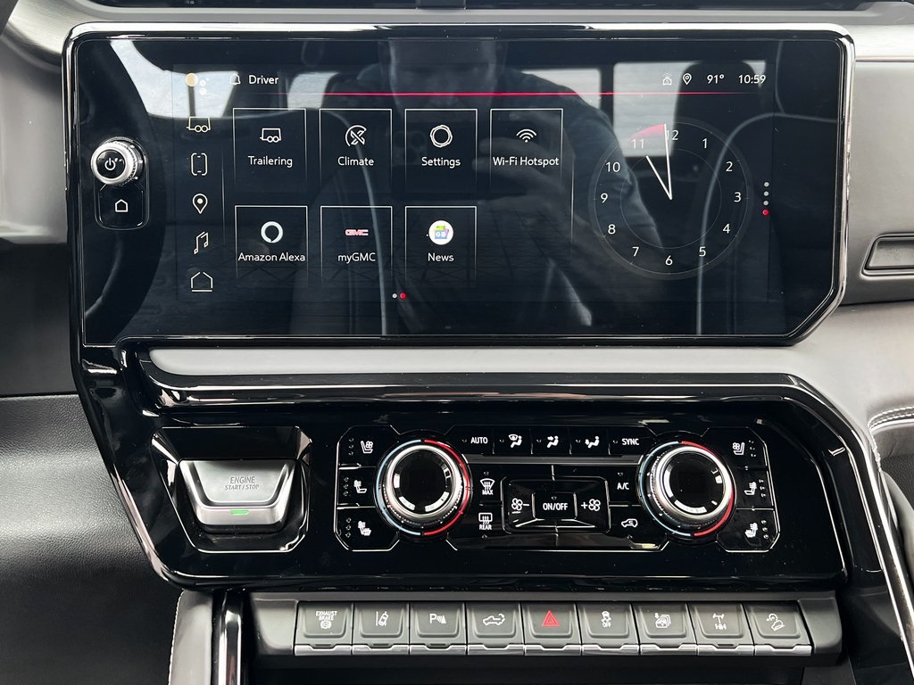 2024 GMC Sierra 2500HD AT4X Image 20 of 32