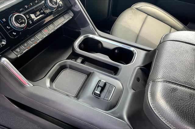 2024 GMC Sierra 2500HD Denali Image 24 of 33