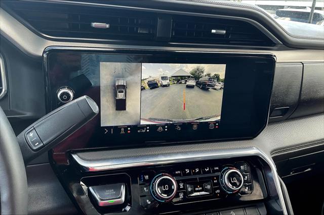 2024 GMC Sierra 2500HD Denali Image 23 of 33