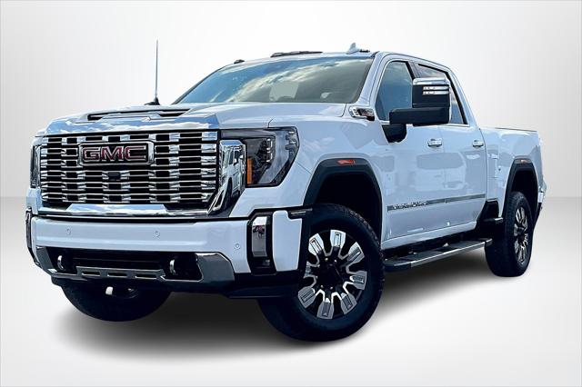 2024 GMC Sierra 2500HD Denali Image 1 of 33