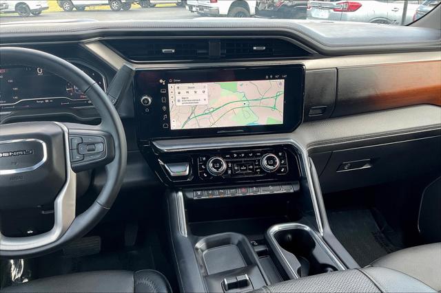 2024 GMC Sierra 2500HD Denali Image 28 of 33