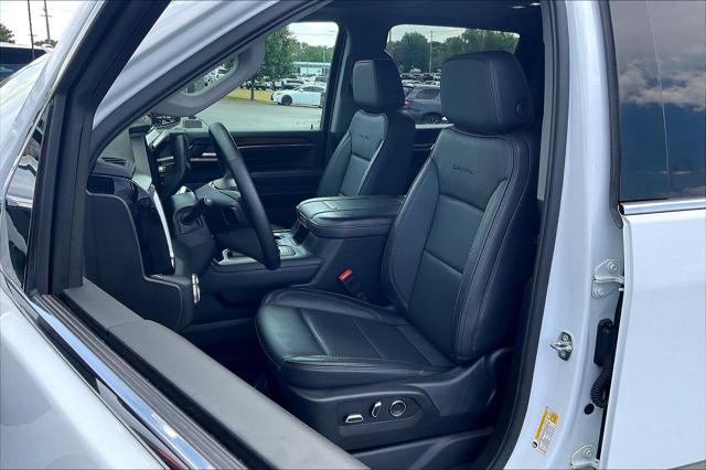 2024 GMC Sierra 2500HD Denali Image 15 of 33