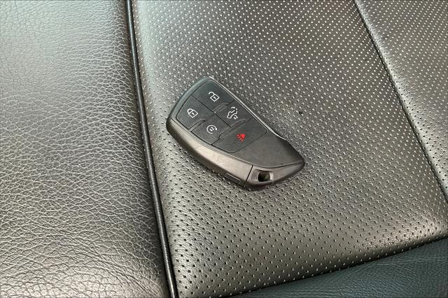 2024 GMC Sierra 2500HD Denali Image 26 of 33