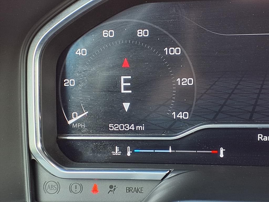 2024 GMC Sierra 2500HD Denali Image 20 of 38