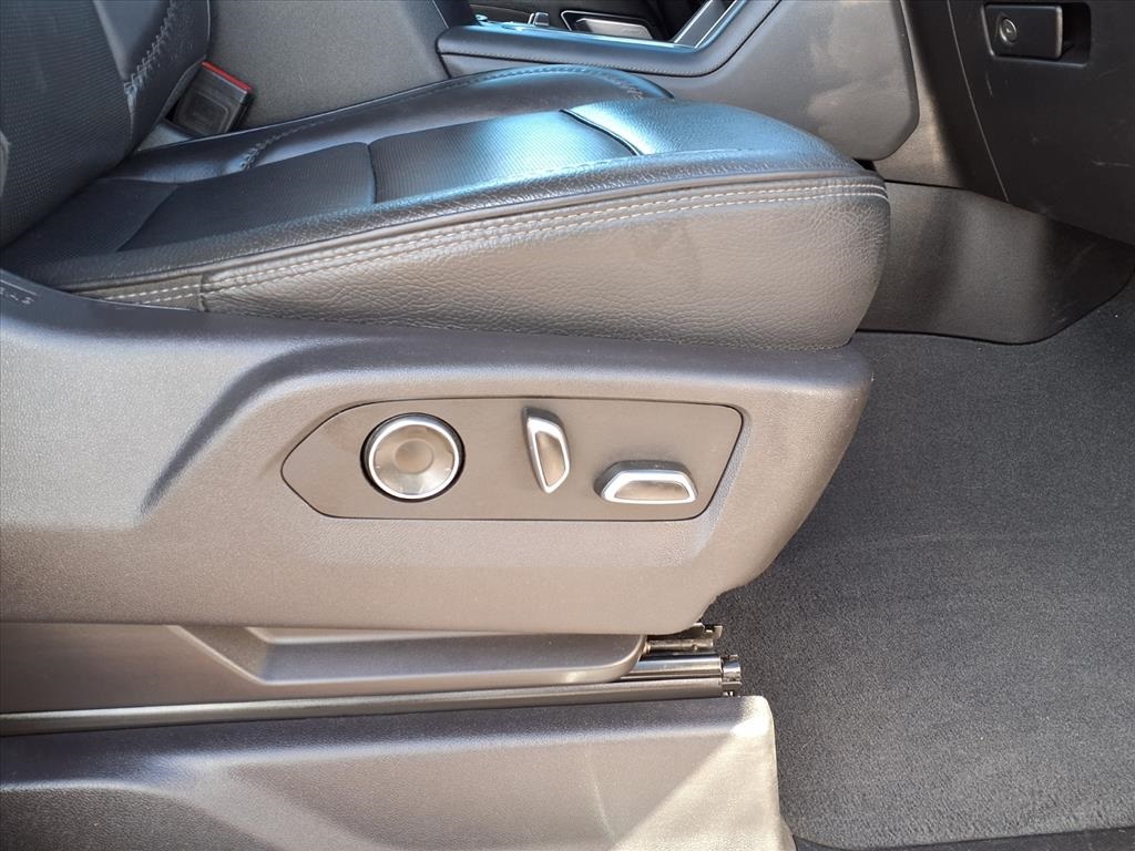 2024 GMC Sierra 2500HD Denali Image 29 of 38