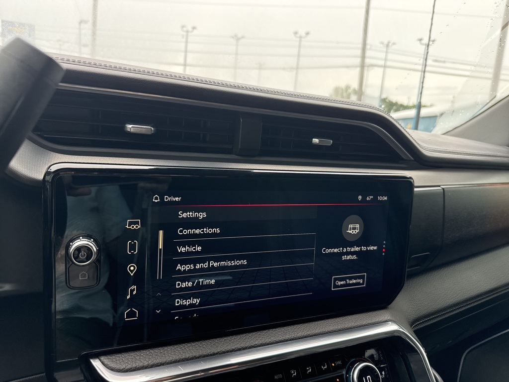 2024 GMC Sierra 2500HD Denali Image 19 of 45