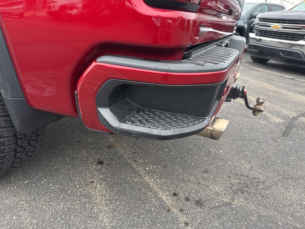 2024 GMC Sierra 2500HD Denali Image 37 of 45